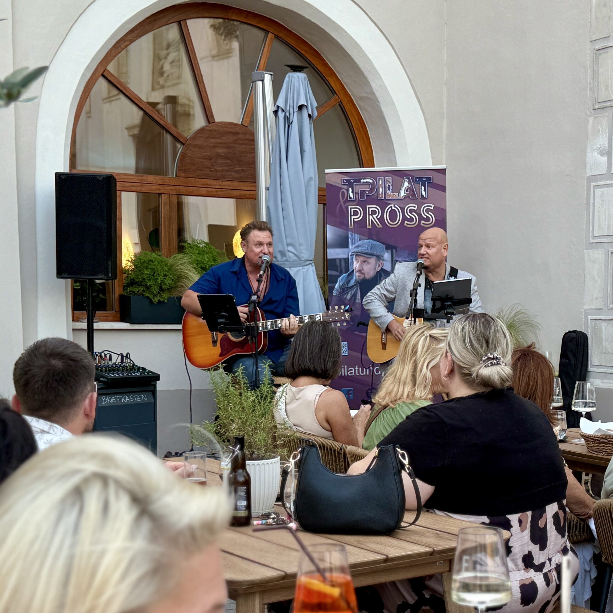 Das Herzstück vom Petznek – Café & Kulturraum in Bruck an der Leitha
